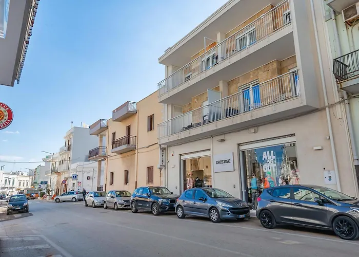 Marina Apartment 100M From Sea - Happy Rentals